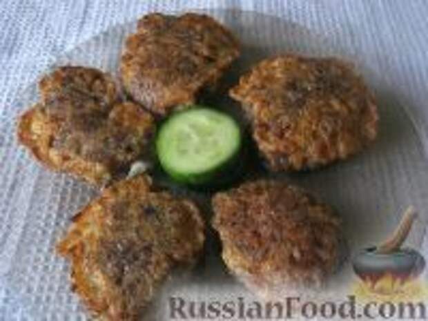 Фото к рецепту: Мясные зразы с яйцом