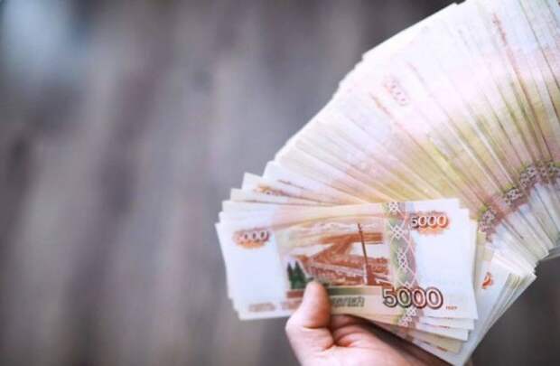 На Кубани фальшивый полицейский лично пришёл за деньгами: обманули несчастную на 7 млн рублей