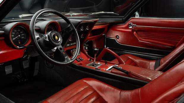 Lamborghini Miura SVJ 1972 года — один из трех выпущенных