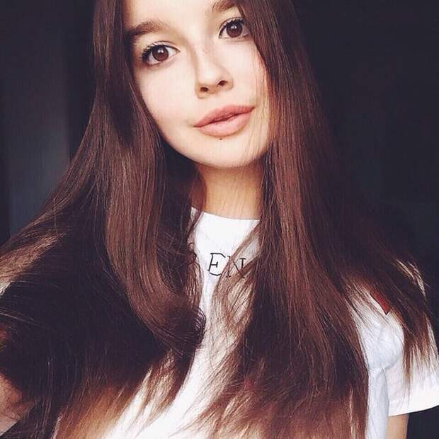 Александра Стриженова