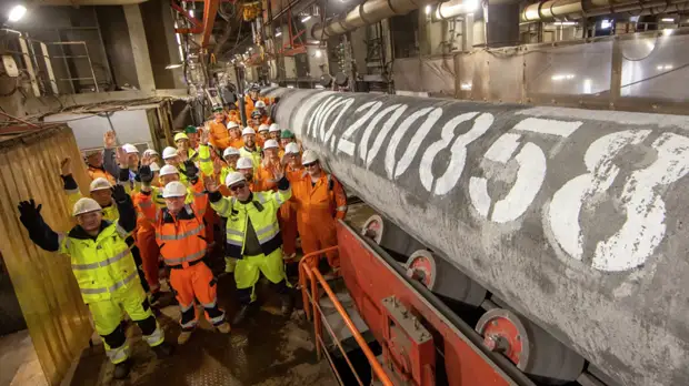 Акции «Газпрома» растут после сообщения о завершении «Северного потока — 2»