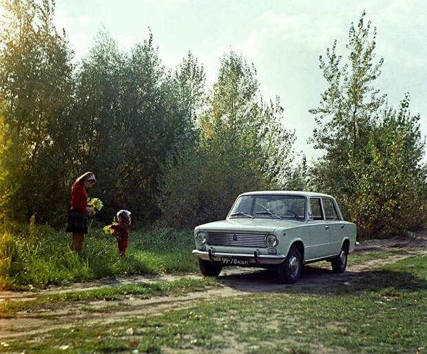 Автомобиль ВАЗ-2101 Автомобиль ВАЗ-2101 - РИА Новости, 1920, 04.09.2020