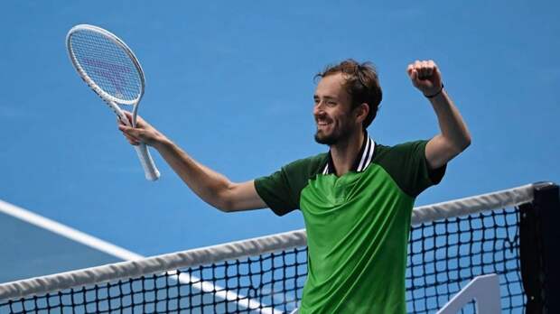 Теннисист Медведев победил на старте «Ролан Гаррос»