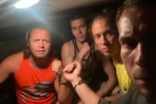 «Турпоход окончился тюрьмой»: семеро российских туристов арестованы после лесного пожара в Турции