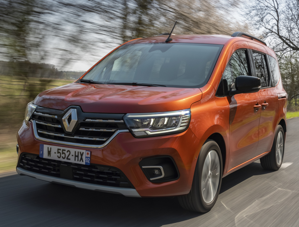 Новый Mercedes-Benz EQT оказался сделан на базе Renault. Немцы наступили на те же грабли?