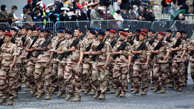 Франция ввела войска в Новую Каледонию и заблокировала там TikTok