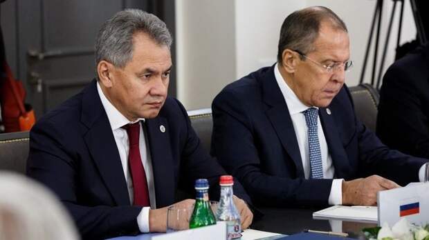 Кремль: Шойгу и Лавров лично расскажут Путину о своих решениях по Госдуме