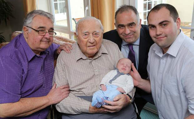 5 поколений: старшие приветствуют Итана в этом мире! прабабушка, прадедушка, семейный альбом, семья, фото