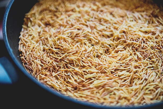 Вкусная вермишель на сковороде. Оказывается, макароны можно не только варить
