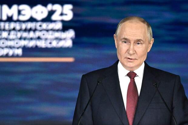 Путин рассказал о рекордно низком уровне бедности в России