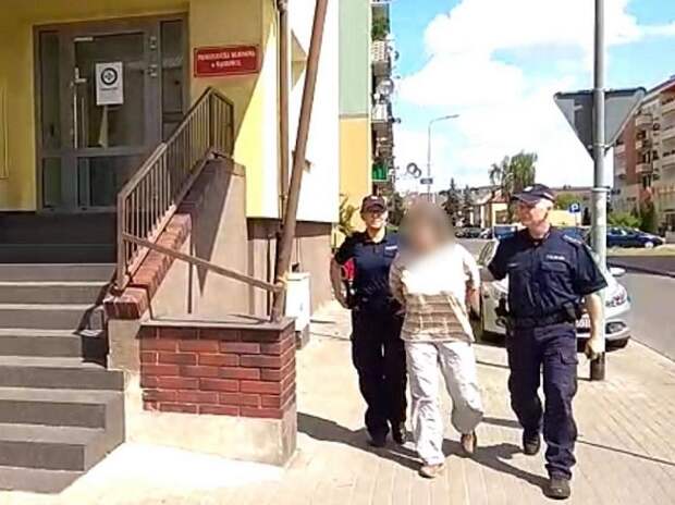 Полячка, выбросившая в лесу больного работника-украинца, получила менее двух лет тюрьмы Полячка, выбросившая в лесу больного работника-украинца, получила менее двух лет тюрьмы