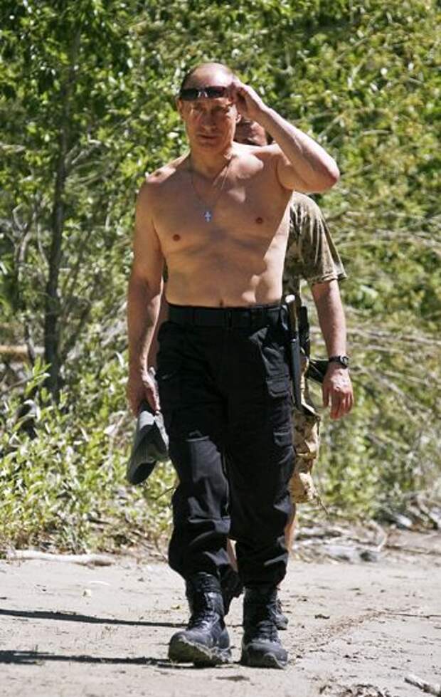 Путин без пиджака