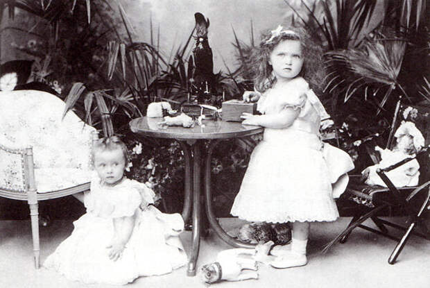 великие княжны Ольга и Татьяна, 1897г.