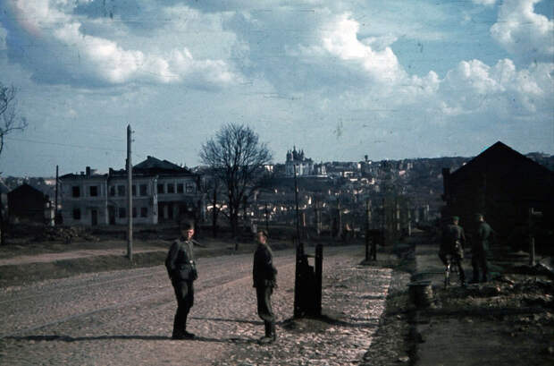1941. Улица 12 лет Октября