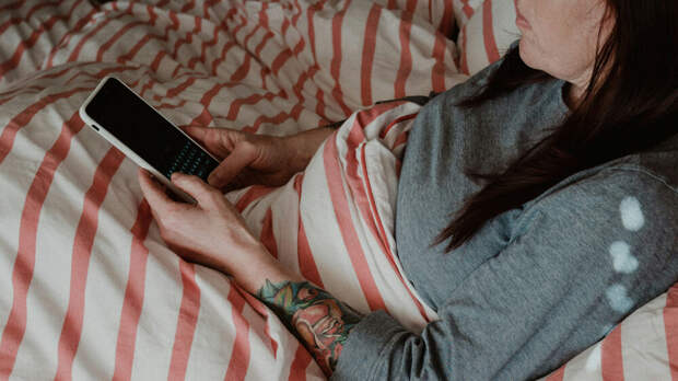 Юрист Паушкина: отпуск в случае болезни продлевается автоматически