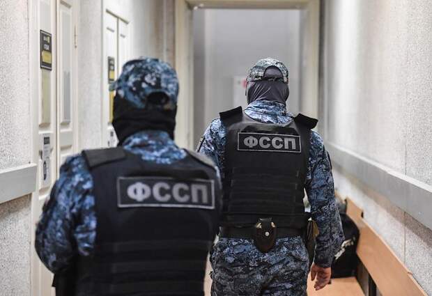 Бывший замглавы Минтранса России покупал серьги Van Cleef и браслет Tiffany