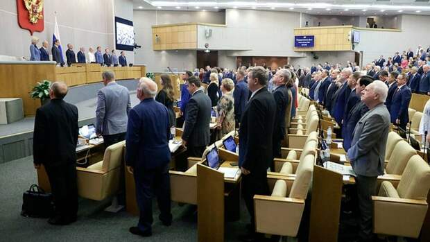 Запрет Балабанова и стрингов. Самые странные инициативы депутатов Госдумы в 2025 году