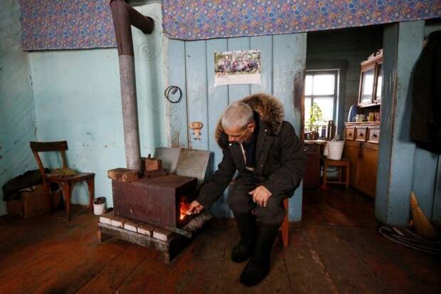 Все ушли, а он остался. 17 фото последнего жителя деревушки со 150-летней историей дедушка, деревня, люди