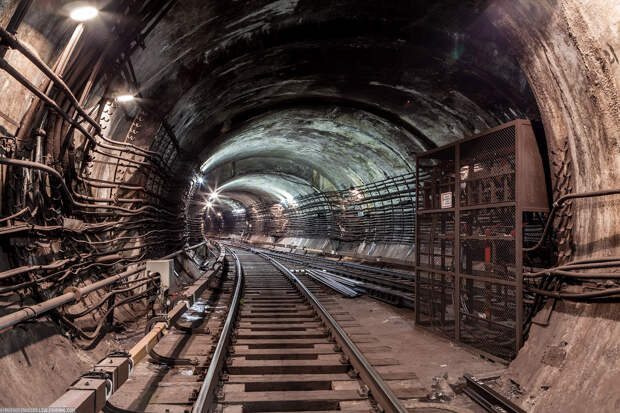 Подземные тоннели метро в Москве