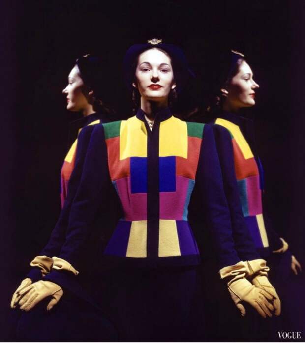 Модель в январском выпуске журнала Vogue за 1944 год.