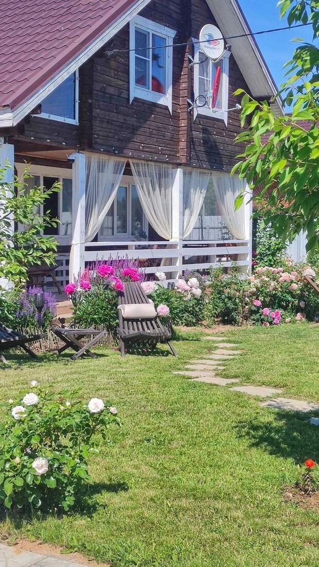 Словно на курорте: 6 красивых террас и веранд в России (55 фото!)