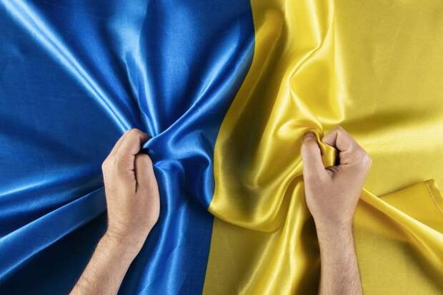 Украина под энергоблокадой?! Решение Словакии и Венгрии ставит Киев под удар