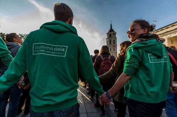 Флешмоб в Литве, призванный обратить внимание на количество самоубийств в стране