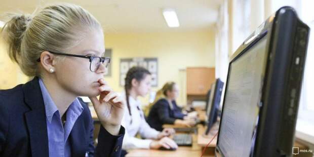 Собянин поручил открыть 30 IT-классов в школах Москвы до конца года. Фото: mos.ru