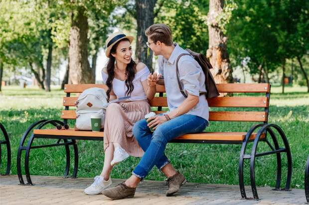 8 самых удачных дней для свиданий в мае 2025