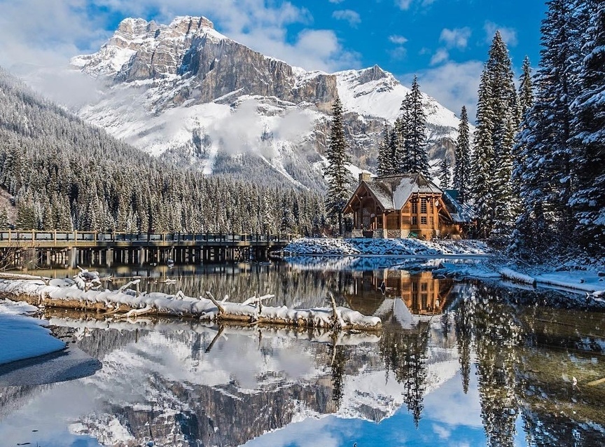 https://nashvancouver.com/wp-content/uploads/2018/12/4-Emerald-Lake.jpeg