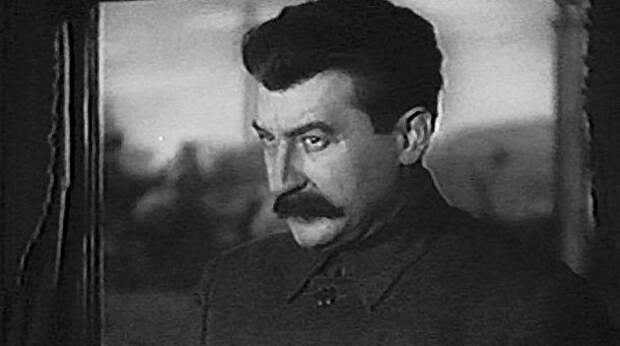 Слишком красив для Сталина Слишком красив для Сталина