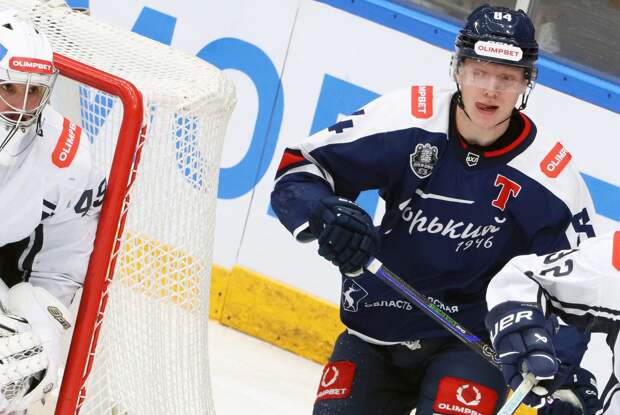 Фарм-клуб «Торпедо» уверенно победил соседа по турнирной таблице