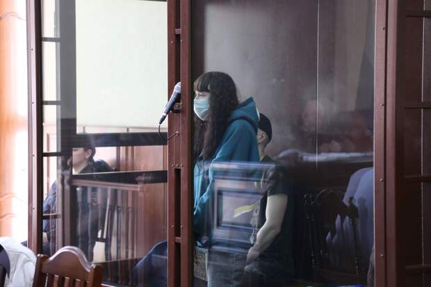 Мать утопленного в российском болоте отчимом мальчика запуталась в показаниях