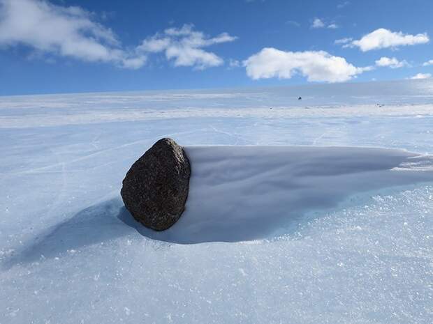В Антарктике находят больше метеоритов, чем в любых других местах на планете Антарктика, антарктида, интересно, ледяной континент, познавательно, секреты Антарктики, удивительно, факты