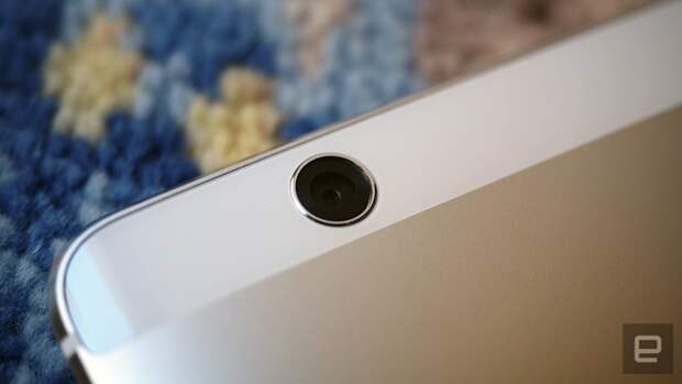 Камера Huawei MediaPad M3