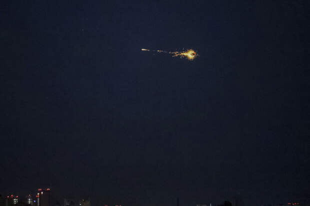 SHOT: более 15 сильных взрывов прозвучало в районе Анапы и Витязево