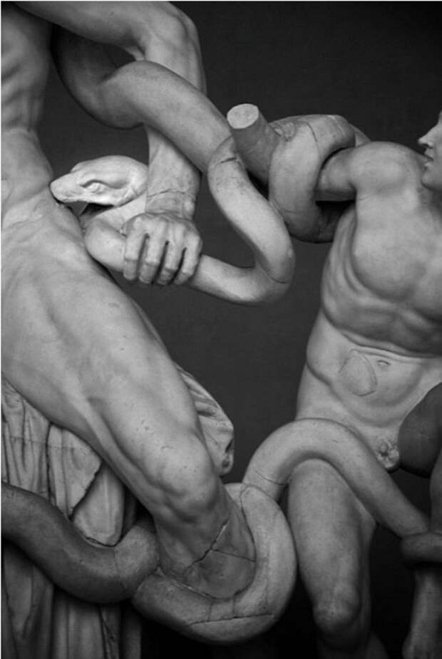 9) Скульптура располагается в музее Ватикана Мужское тело, Скульптуры, женские формы
