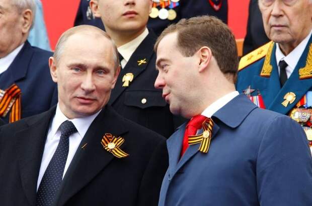 Операция «Преемник»: в 2024 году Путина может вновь «подменить» Медведев Операция «Преемник»: в 2024 году Путина может вновь «подменить» Медведев