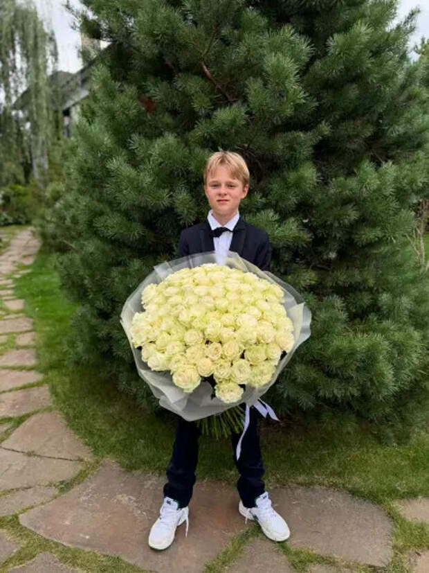 Александр Плющенко