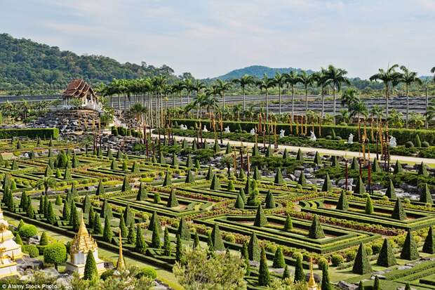 Тропический парк Нонг Нуч в Таиланде