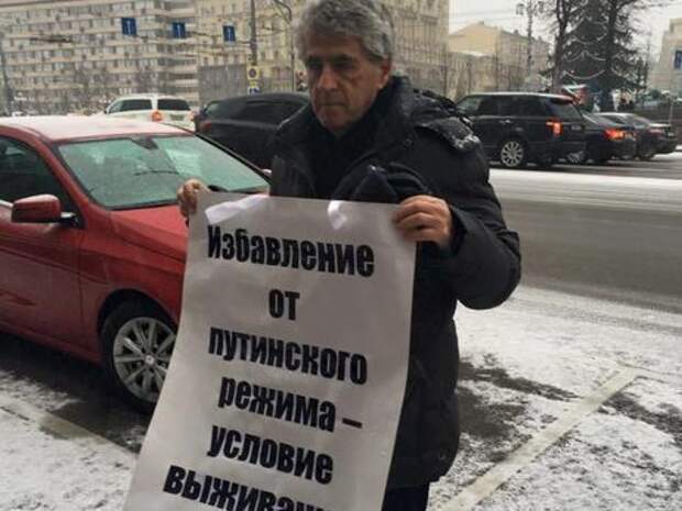 Леонид Гозман: То, что происходит в последние дни на политических ток-шоу не просто мрачный цирк Леонид Гозман: То, что происходит в последние дни на политических ток-шоу не просто мрачный цирк