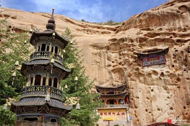 Монастырский комплекс Мати-Си давно превратился в туристическую достопримечательность (Mati Si, Китай). | Фото: chinadiscovery.com.