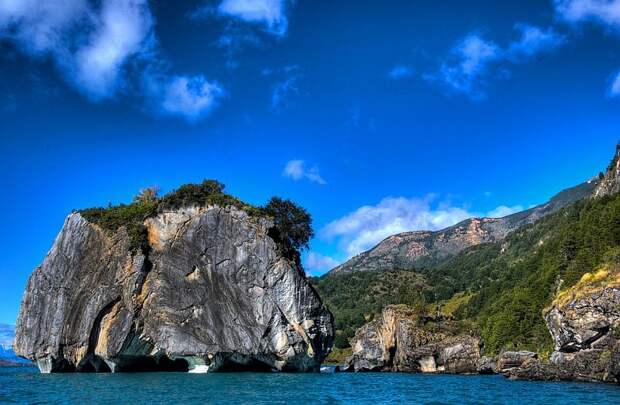 Мраморные пещеры (Las Cavernas de Marmol) в озере Хенераль-Каррера (lago General Carrera), Чили