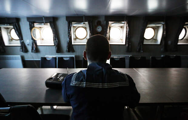 Турция предупредила об угрозе атак ИГ на российские военные корабли
