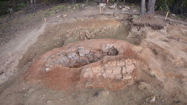 Томские археологи обнаружили древнюю железоплавильную печь уникальной сохранности