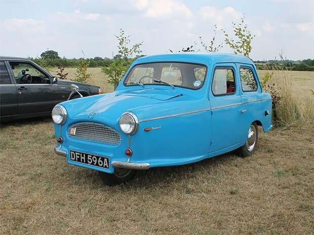 Трёхколёсные автомобили Reliant Regal