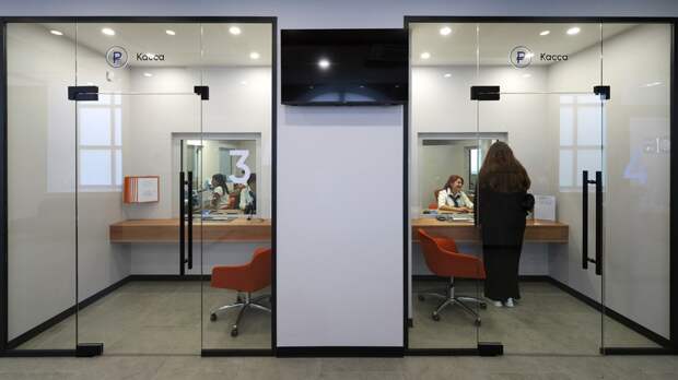 «Известия»: банки почти втрое ускорили закрытие отделений в 2026 году