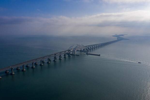 Ожидание въезда на Крымский мост достигло рекордного уровня