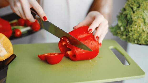 Названа опасная привычка россиян на кухне: травите себя и близких