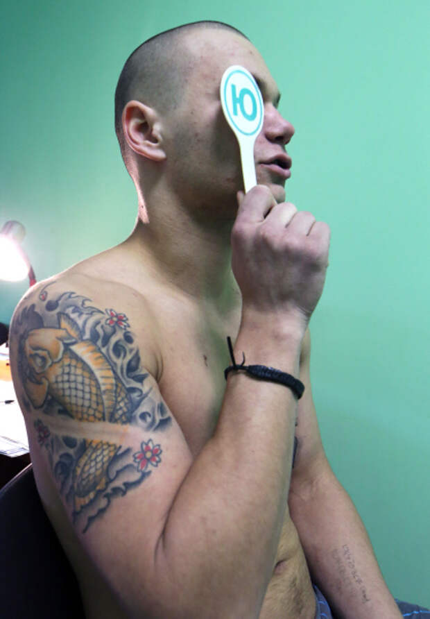 Татуировки на лице и армия